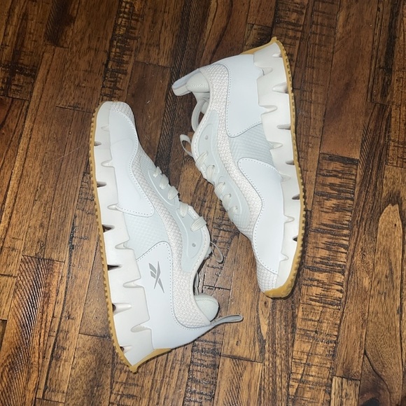Reebok Ortholite Zig Dynamica Sneakers Athletic Shoes white gray womens 7 NWT - Picture 8 of 16